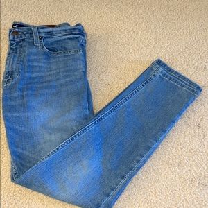 men’s medium wash hollister jeans